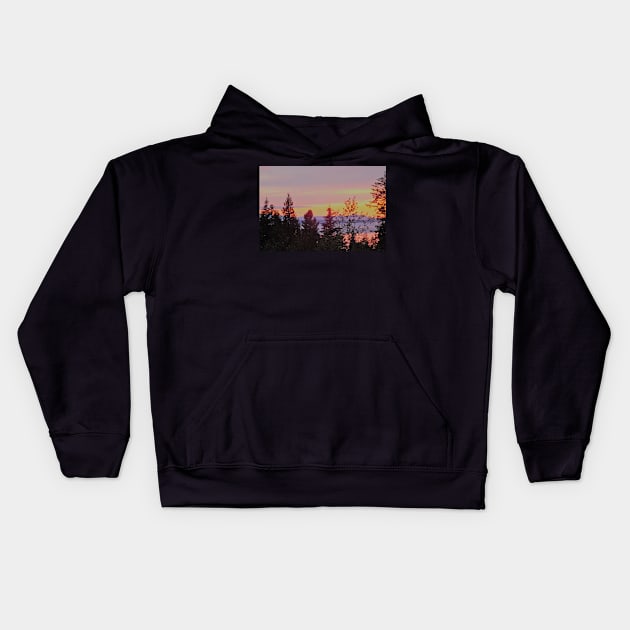 Silhouette Sunset Kids Hoodie by TomikoKH19